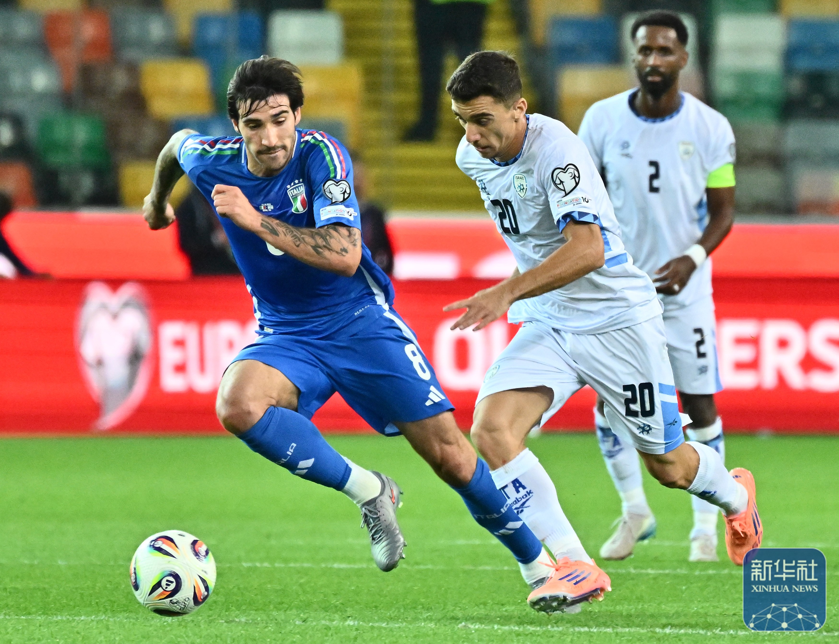 九游娱乐官方 -关于清晨意大利杯传出新动向；迈阿密热火临场应变；管理层表态——引发热议；球队文化再被提及的信息